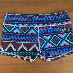 Fleo Spandex Shorts - Size Medium